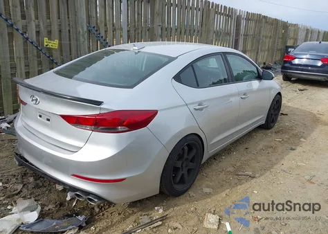2018 Hyundai Elantra Sel z USA, uszkodzony, nr VIN 5NPD84LF6JH236710